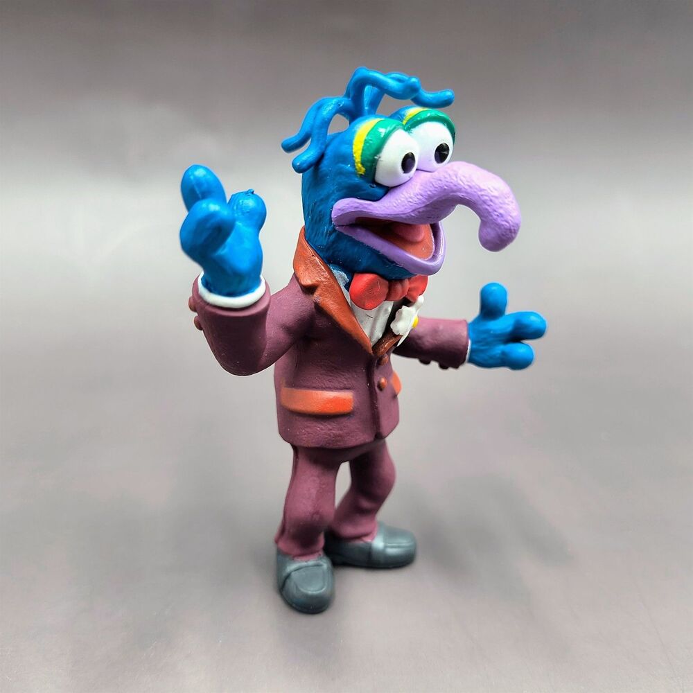 Tuxedo Gonzo Pvc Figure Muppet Movie Cake Topper 3 inch Playset 2011 NWOP